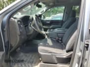 ✅ 2019 Chevrolet Silverado 1500 Work Truck • VIN: 1GCRYAEH6KZ416153 • Lot: 62982484. Wystawiony na Copart z przebiegiem 50 857 mil. Bezpłatny archiwum sprzedaży aukcyjnych z USA i szczegółowy raport historii pojazdu na DreamBid. Zdjęcie 7.