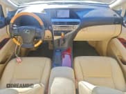 ✅ 2011 Lexus RX 350 • VIN: 2T2ZK1BA6BC064710 • Lot: 94343745. Wystawiony na Copart z przebiegiem 94 852 mil. Bezpłatny archiwum sprzedaży aukcyjnych z USA i szczegółowy raport historii pojazdu na DreamBid. Zdjęcie 8.