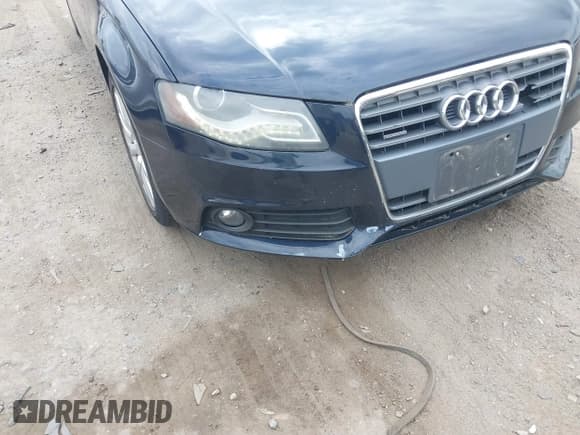 ✅ 2011 Audi A4 Premium Plus • VIN: WAUWFAFL4BA043010 • Lot: 42638436. Wystawiony na IAAI z przebiegiem 88 615 mil. Bezpłatny archiwum sprzedaży aukcyjnych z USA i szczegółowy raport historii pojazdu na DreamBid. Zdjęcie 6.