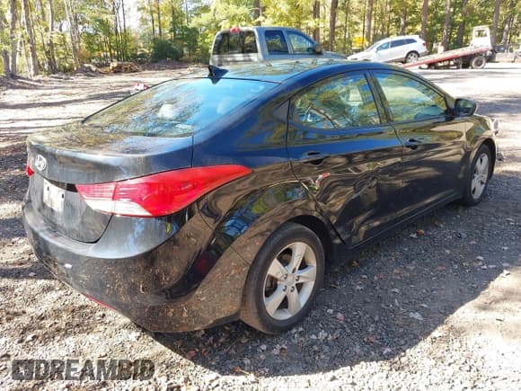 ✅ 2013 Hyundai Elantra GLS • VIN: KMHDH4AE2DU841016 • Lot: 43464293. Listed on IAAI with 192,187 mi. Free auction sales archive from the USA and detailed vehicle history report at DreamBid. Image 4.