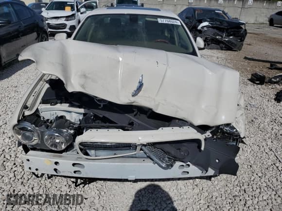 ✅ 2008 Jaguar XJ 8 LWB • VIN: SAJWA79B88SH19764 • Lot: 57768024. Wystawiony na Copart z przebiegiem 27 548 mil. Bezpłatny archiwum sprzedaży aukcyjnych z USA i szczegółowy raport historii pojazdu na DreamBid. Zdjęcie 5.