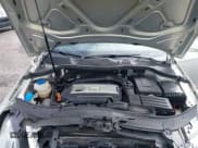 ✅ 2009 Volkswagen Passat Komfort • VIN: WVWXK73C69E027467 • Lot: 42277275. Wystawiony na IAAI z przebiegiem 145 956 mil. Bezpłatny archiwum sprzedaży aukcyjnych z USA i szczegółowy raport historii pojazdu na DreamBid. Zdjęcie 10.