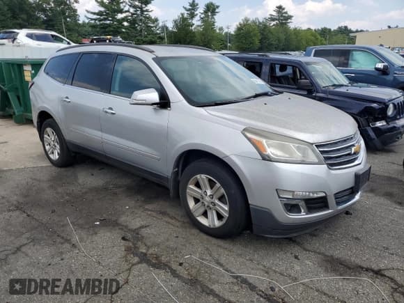 ✅ 2013 Chevrolet Traverse LT • VIN: 1GNKVGKD5DJ166055 • Lot: 65411295. Wystawiony na Copart z przebiegiem 186 585 mil. Bezpłatny archiwum sprzedaży aukcyjnych z USA i szczegółowy raport historii pojazdu na DreamBid. Zdjęcie 4.