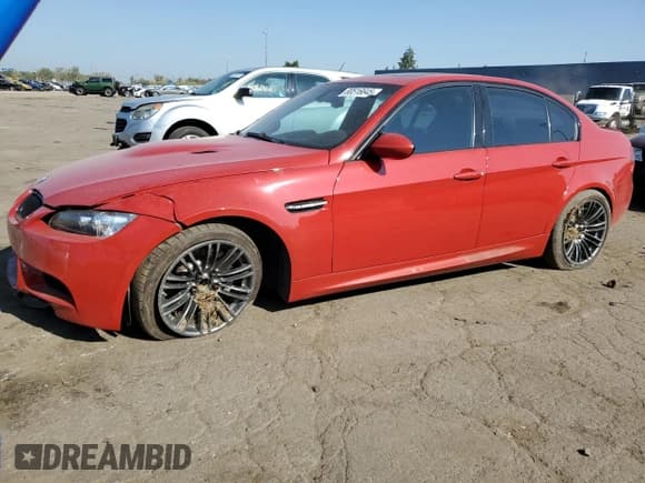 ✅ 2008 BMW 3 Series M3 • VIN: WBSVA93508E215982 • Lot: 80516645. Listed on Copart with 128,624 mi. Free auction sales archive from the USA and detailed vehicle history report at DreamBid. Image 1.