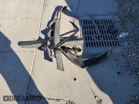 ✅ 2000 GMC Sierra 1500 SLE • VIN: 1GTEK19T7YE136112 • Лот: 80661785. Опубликован ранее на Copart с пробегом Не указан. Бесплатный доступ к архиву аукционных продаж из США и подробный отчёт об истории автомобиля на DreamBid. Изображение 12.