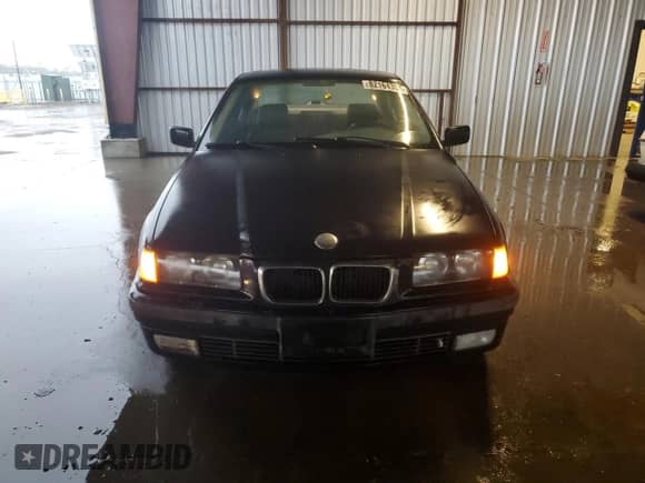 1997 BMW 3 Series z VIN WBACD3325VAV21116, wystawiony jako Copart lot #82164394 z przebiegiem 172 704 mil mil oraz Czysty tytuł • Clean title. Historia ofert i sprzedaży dostępna na DreamBid. Obrazek 5.