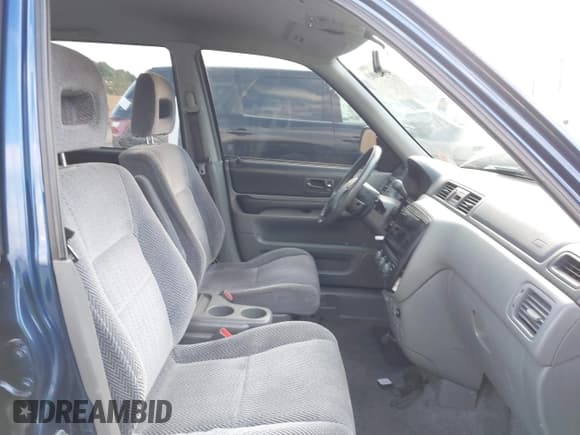 ✅ 1998 Honda CR-V LX • VIN: JHLRD2840WC000833 • Lot: 43688003. Listed on IAAI with 126,656 mi. Free auction sales archive from the USA and detailed vehicle history report at DreamBid. Image 5.