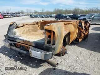 2011 Chevrolet Silverado 2500HD LTZ z VIN 1GC1KYC82BF129484, wystawiony jako IAAI lot #39110624 z przebiegiem Nie podano mil oraz . Historia ofert i sprzedaży dostępna na DreamBid. Obrazek 4.