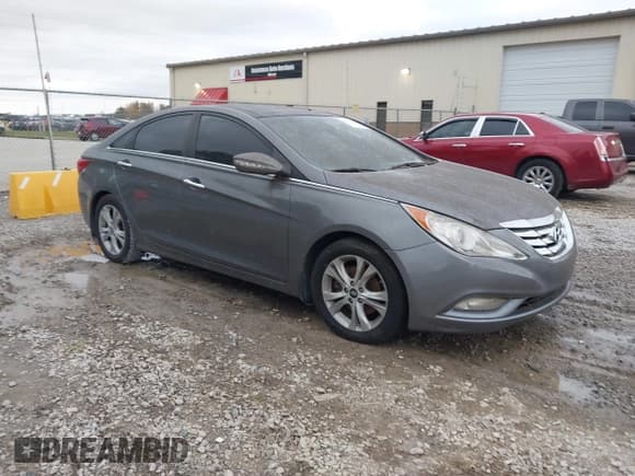 ✅ 2012 Hyundai Sonata SE • VIN: 5NPEC4AC6CH313719 • Lot: 43635522. Listed on IAAI with 161,875 mi. Free auction sales archive from the USA and detailed vehicle history report at DreamBid. Image 1.