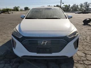 ✅ 2019 Hyundai Ioniq Limited • VIN: KMHC05LC2KU132927 • Lot: 67602644. Wystawiony na Copart z przebiegiem 99 244 mil. Bezpłatny archiwum sprzedaży aukcyjnych z USA i szczegółowy raport historii pojazdu na DreamBid. Zdjęcie 5.