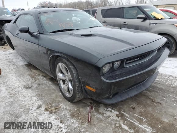 ✅ 2013 Dodge Challenger R/T Classic • VIN: 2C3CDYBT2DH510606 • Lot: 87946635. Wystawiony na Copart z przebiegiem 138 599 mil. Bezpłatny archiwum sprzedaży aukcyjnych z USA i szczegółowy raport historii pojazdu na DreamBid. Zdjęcie 4.