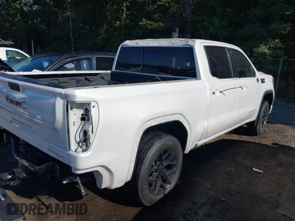 ✅ 2021 GMC Sierra 1500 Denali • VIN: 3GTU9FET8MG218895 • Лот: 43187288. Опубликован ранее на IAAI с пробегом 83 326 миль. Бесплатный доступ к архиву аукционных продаж из США и подробный отчёт об истории автомобиля на DreamBid. Изображение 4.