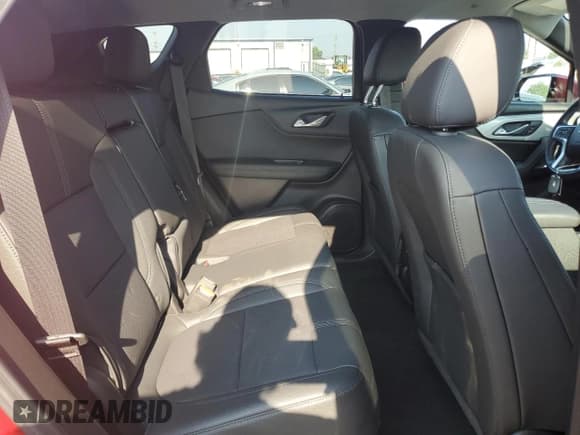 ✅ 2022 Chevrolet Blazer LT • VIN: 3GNKBJRS3NS135655 • Lot: 65686635. Listed on Copart with 22,885 mi. Free auction sales archive from the USA and detailed vehicle history report at DreamBid. Image 11.