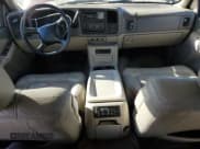 ✅ 2002 Chevrolet Suburban LT • VIN: 1GNEC16Z92J148631 • Лот: 48424695. Опубликован ранее на Copart с пробегом 224 787 миль. Бесплатный доступ к архиву аукционных продаж из США и подробный отчёт об истории автомобиля на DreamBid. Изображение 8.