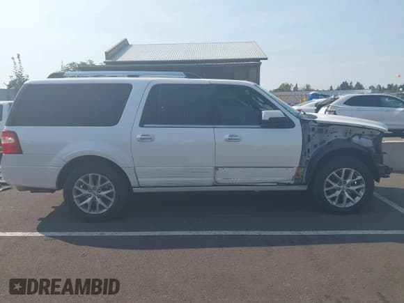 ✅ 2017 Ford Expedition Max Limited • VIN: 1FMJK2AT4HEA35346 • Lot: 43251009. Listed on IAAI with 172,747 mi. Free auction sales archive from the USA and detailed vehicle history report at DreamBid. Image 14.