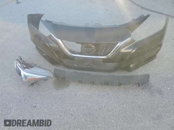 ✅ 2021 Nissan Versa SV • VIN: 3N1CN8EV0ML812833 • Lot: 87484065. Listed on Copart with 133,765 mi. Free auction sales archive from the USA and detailed vehicle history report at DreamBid. Image 12.