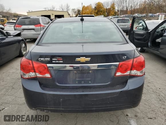 ✅ 2016 Chevrolet Cruze LT • VIN: 1G1PE5SBXG7135332 • Лот: 91356935. Опубликован ранее на Copart с пробегом 123 046 миль. Бесплатный доступ к архиву аукционных продаж из США и подробный отчёт об истории автомобиля на DreamBid. Изображение 6.