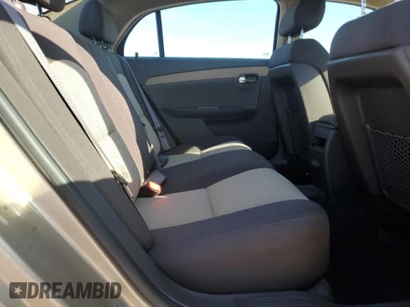 ✅ 2008 Chevrolet Malibu 1LS • VIN: 1G1ZG57B98F277299 • Lot: 93036595. Listed on Copart with 176,682 mi. Free auction sales archive from the USA and detailed vehicle history report at DreamBid. Image 11.