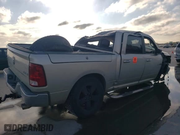✅ 2009 Dodge 1500 Laramie • VIN: 1D3HV13T39J531580 • Lot: 78508534. Wystawiony na Copart z przebiegiem Nie podano. Bezpłatny archiwum sprzedaży aukcyjnych z USA i szczegółowy raport historii pojazdu na DreamBid. Zdjęcie 3.