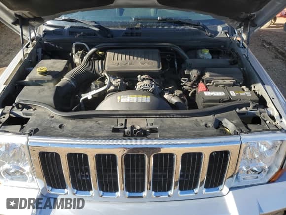 ✅ 2007 Jeep Commander Sport • VIN: 1J8HH48PX7C673254 • Лот: 88316325. Опубликован ранее на Copart с пробегом 107 899 миль. Бесплатный доступ к архиву аукционных продаж из США и подробный отчёт об истории автомобиля на DreamBid. Изображение 14.