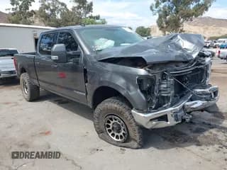 ✅ 2019 Ford F-250 XLT • VIN: 1FT7W2BT3KEC40696 • Лот: 43216429. Опубликован ранее на IAAI с пробегом 85 621 миль. Бесплатный доступ к архиву аукционных продаж из США и подробный отчёт об истории автомобиля на DreamBid. Изображение 1.