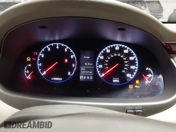 ✅ 2008 Hyundai Azera Limited • VIN: KMHFC46F98A298196 • Lot: 42336695. Listed on IAAI with 120,787 mi. Free auction sales archive from the USA and detailed vehicle history report at DreamBid. Image 7.