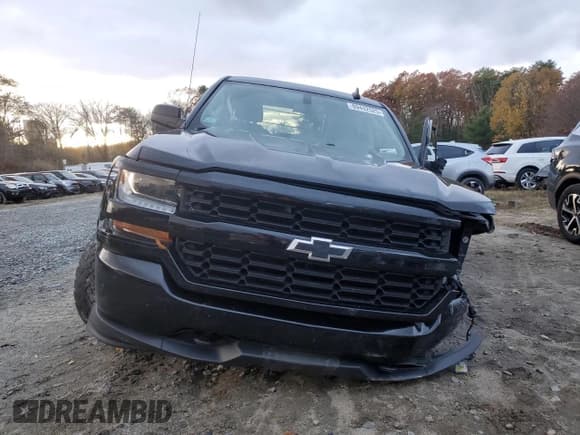 ✅ 2018 Chevrolet Silverado 1500 Custom • VIN: 3GCUKPEC1JG174583 • Лот: 89442525. Опубликован ранее на Copart с пробегом 143 178 миль. Бесплатный доступ к архиву аукционных продаж из США и подробный отчёт об истории автомобиля на DreamBid. Изображение 5.