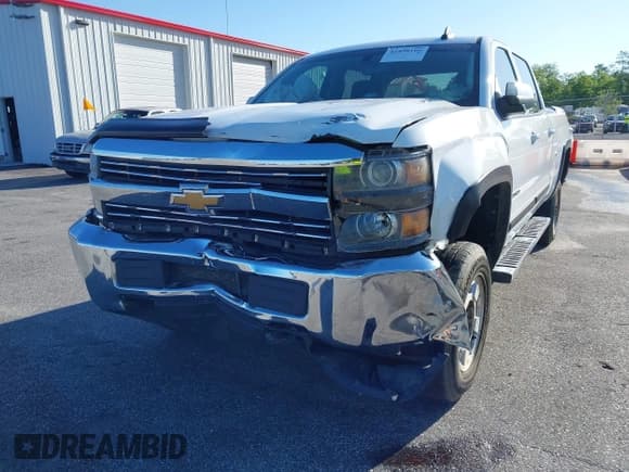 ✅ 2015 Chevrolet Silverado 2500HD LT • VIN: 1GC1KVE84FF567876 • Lot: 41898166. Listed on IAAI with 110,280 mi. Free auction sales archive from the USA and detailed vehicle history report at DreamBid. Image 6.