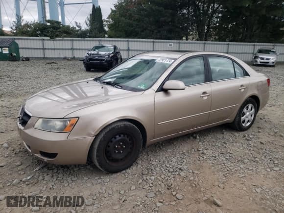 ✅ 2008 Hyundai Sonata GLS • VIN: 5NPET46C18H338592 • Лот: 72921174. Опубликован ранее на Copart с пробегом 306 341 миль. Бесплатный доступ к архиву аукционных продаж из США и подробный отчёт об истории автомобиля на DreamBid. Изображение 1.