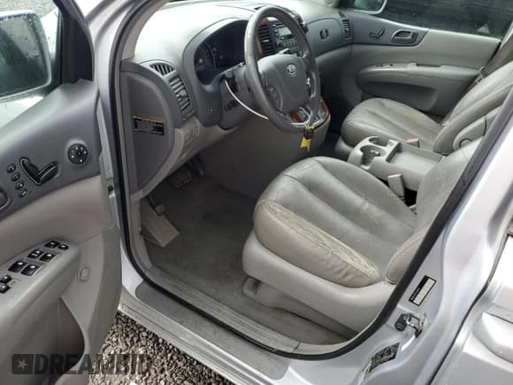 ✅ 2007 Kia Sedona EX • VIN: KNDMB233376113445 • Лот: 56474045. Опубликован ранее на Copart с пробегом 181 078 миль. Бесплатный доступ к архиву аукционных продаж из США и подробный отчёт об истории автомобиля на DreamBid. Изображение 8.