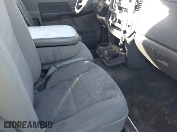 2007 Dodge 1500 SLT with VIN 1D7HA16P07J574425, listed as a IAAI auction lot 41307758 with 377,015 mi miles and . Bid and sale history available at DreamBid. Image 5.