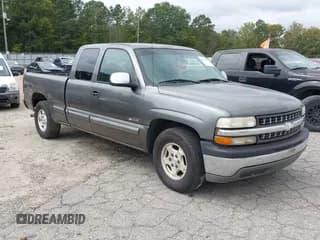 ✅ 2000 Chevrolet Silverado 1500 LS • VIN: 2GCEC19T7Y1329987 • Lot: 43318159. Wystawiony na IAAI z przebiegiem 291 542 mil. Bezpłatny archiwum sprzedaży aukcyjnych z USA i szczegółowy raport historii pojazdu na DreamBid. Zdjęcie 1.