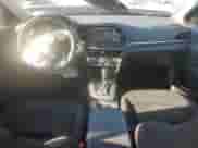 ✅ 2020 Hyundai Elantra Value Edition • VIN: 5NPD84LF4LH631469 • Lot: 84414235. Wystawiony na Copart z przebiegiem 66 111 mil mil. Skorzystaj z bezpłatnego archiwum sprzedaży aukcyjnych z USA i zobacz szczegółowy raport historii pojazdu na DreamBid. Zdjęcie 8.