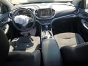 ✅ 2017 Chevrolet Volt LT • VIN: 1G1RC6S51HU188714 • Lot: 47960774. Wystawiony na Copart z przebiegiem 70 675 mil. Bezpłatny archiwum sprzedaży aukcyjnych z USA i szczegółowy raport historii pojazdu na DreamBid. Zdjęcie 8.