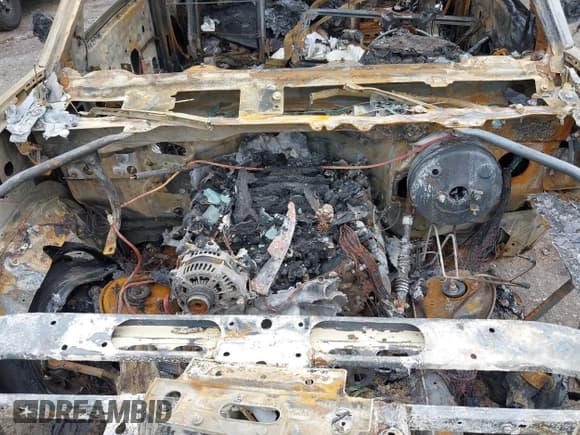 ✅ 2015 GMC Sierra 1500 SLT • VIN: 3GTU2VEC2FG127896 • Lot: 42345849. Listed on IAAI with Not provided. Free auction sales archive from the USA and detailed vehicle history report at DreamBid. Image 10.