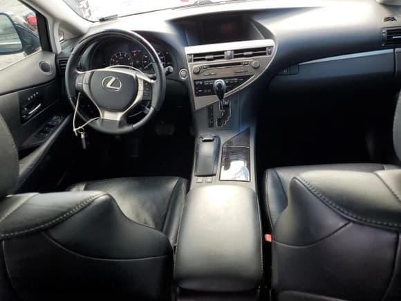 ✅ 2013 Lexus RX 350 • VIN: 2T2BK1BA7DC224372 • Lot: 92181565. Wystawiony na Copart z przebiegiem 130 566 mil. Bezpłatny archiwum sprzedaży aukcyjnych z USA i szczegółowy raport historii pojazdu na DreamBid. Zdjęcie 8.