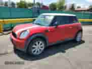 2009 MINI Hardtop with VIN WMWMF33549TU71215, listed as a Copart auction lot 62721075 with 141,040 mi miles and Non repairable. Bid and sale history available at DreamBid. Image 1.
