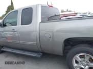 ✅ 2009 Chevrolet Silverado 1500 • VIN: 1GCEC39J69Z174643 • Lot: 42853730. Wystawiony na IAAI z przebiegiem 172 839 mil. Bezpłatny archiwum sprzedaży aukcyjnych z USA i szczegółowy raport historii pojazdu na DreamBid. Zdjęcie 14.