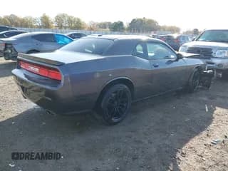 ✅ 2014 Dodge Challenger R/T Classic • VIN: 2C3CDYBT6EH101364 • Lot: 41083732. Wystawiony na IAAI z przebiegiem 50 004 mil. Bezpłatny archiwum sprzedaży aukcyjnych z USA i szczegółowy raport historii pojazdu na DreamBid. Zdjęcie 4.