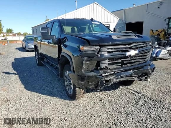 ✅ 2025 Chevrolet Silverado 2500HD Custom • VIN: 2GC4KME71S1177382 • Лот: 85828315. Опубликован ранее на Copart с пробегом 19 754 миль. Бесплатный доступ к архиву аукционных продаж из США и подробный отчёт об истории автомобиля на DreamBid. Изображение 13.