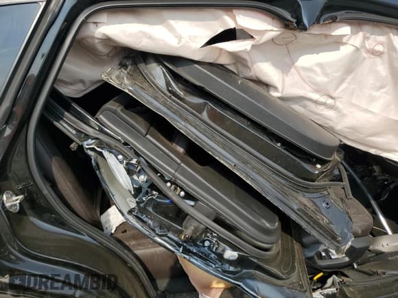 ✅ 2023 Mazda CX-5 Signature • VIN: JM3KFBXY4P0134137 • Lot: 58922915. Listed on Copart with Not provided. Free auction sales archive from the USA and detailed vehicle history report at DreamBid. Image 10.