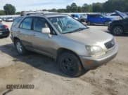 ✅ 2000 Lexus RX 300 • VIN: JT6GF10U2Y0075680 • Lot: 89892815. Listed on Copart with Not provided. Free auction sales archive from the USA and detailed vehicle history report at DreamBid. Image 4.