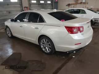 2013 Chevrolet Malibu LTZ z VIN 1G11H5SA6DF123555, wystawiony jako IAAI lot #41351172 z przebiegiem 178 140 mil mil oraz . Historia ofert i sprzedaży dostępna na DreamBid. Obrazek 3.