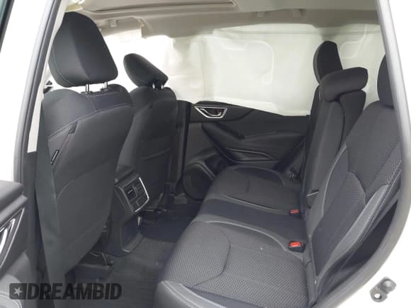 ✅ 2022 Subaru Forester Premium • VIN: JF2SKADC3NH402277 • Lot: 43720757. Listed on IAAI with 26,925 mi. Free auction sales archive from the USA and detailed vehicle history report at DreamBid. Image 8.