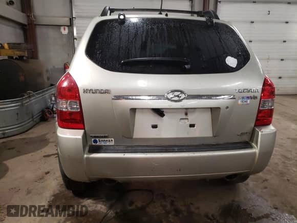 2007 Hyundai Tucson SE z VIN KM8JN72D07U592187, wystawiony jako Copart lot #85103324 z przebiegiem 153 892 mil mil oraz Szkoda całkowita • Salvage title. Historia ofert i sprzedaży dostępna na DreamBid. Obrazek 6.