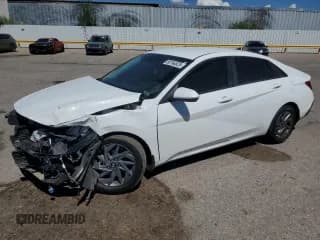 ✅ 2024 Hyundai Elantra SEL • VIN: KMHLM4DG9RU776399 • Лот: 80194625. Опубликован ранее на Copart с пробегом 27 053 миль. Бесплатный доступ к архиву аукционных продаж из США и подробный отчёт об истории автомобиля на DreamBid. Изображение 1.