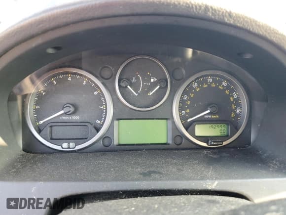 ✅ 2010 Land Rover LR2 HSE • VIN: SALFR2BN0AH190673 • Лот: 66078545. Опубликован ранее на Copart с пробегом 192 999 миль. Бесплатный доступ к архиву аукционных продаж из США и подробный отчёт об истории автомобиля на DreamBid. Изображение 9.