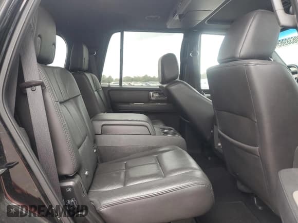 ✅ 2008 Lincoln Navigator • VIN: 5LMFU28538LJ05581 • Lot: 80638965. Wystawiony na Copart z przebiegiem 336 638 mil. Bezpłatny archiwum sprzedaży aukcyjnych z USA i szczegółowy raport historii pojazdu na DreamBid. Zdjęcie 11.