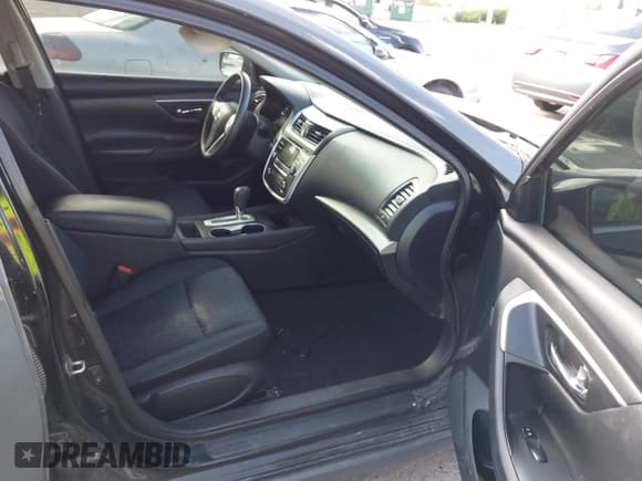 ✅ 2016 Nissan Altima SR • VIN: 1N4AL3AP9GC191313 • Лот: 43214165. Опубликован ранее на IAAI с пробегом 135 639 миль. Бесплатный доступ к архиву аукционных продаж из США и подробный отчёт об истории автомобиля на DreamBid. Изображение 5.