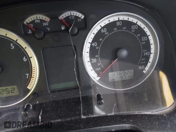 ✅ 2004 Volkswagen Jetta GL • VIN: 3VWRA69M94M021359 • Лот: 41992718. Опубликован ранее на IAAI с пробегом 176 926 миль. Бесплатный доступ к архиву аукционных продаж из США и подробный отчёт об истории автомобиля на DreamBid. Изображение 7.